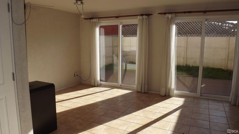 Amplia casa. Condominio Costa San Pedro.